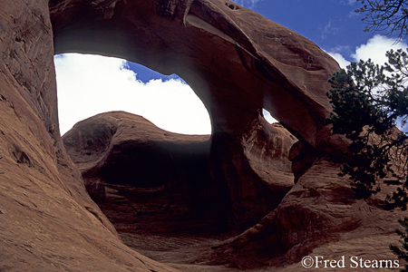 Monument Valley Spider Web Arch